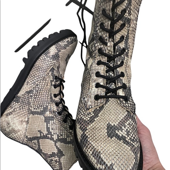 Dolce Vita Gregor Snakeprint Embossed Combat Boots sz 7 Exclusive Bloomingdale’s - Picture 6 of 6